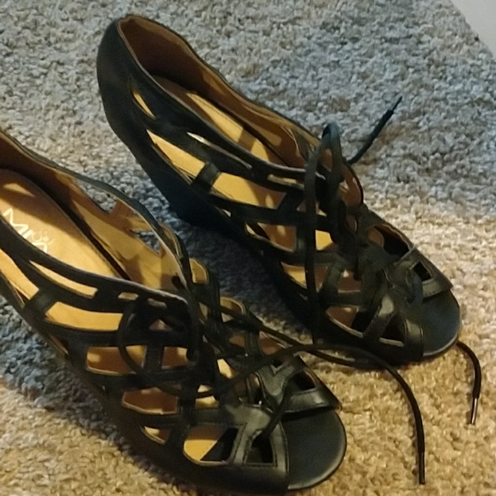 Black Wedge Shoes